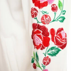 Comme Des Garçons Homme Plus Floral Detail Hoodie In White 5 Comme Des Garçons Homme Plus Floral Detail Hoodie In White -Hervia Shop hervia.com comme des gar ons homme plus pi t032 s22 mens t shirt col. white 1648634334DSC02750