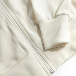 Comme Des Garçons PLAY T253 Black Heart Hoodie Ivory In Ivory 7 Comme Des Garçons PLAY T253 Black Heart Hoodie Ivory In Ivory -Hervia Shop hervia.com comme des gar ons play t253 black heart hoodie ivory 160752818116145.2