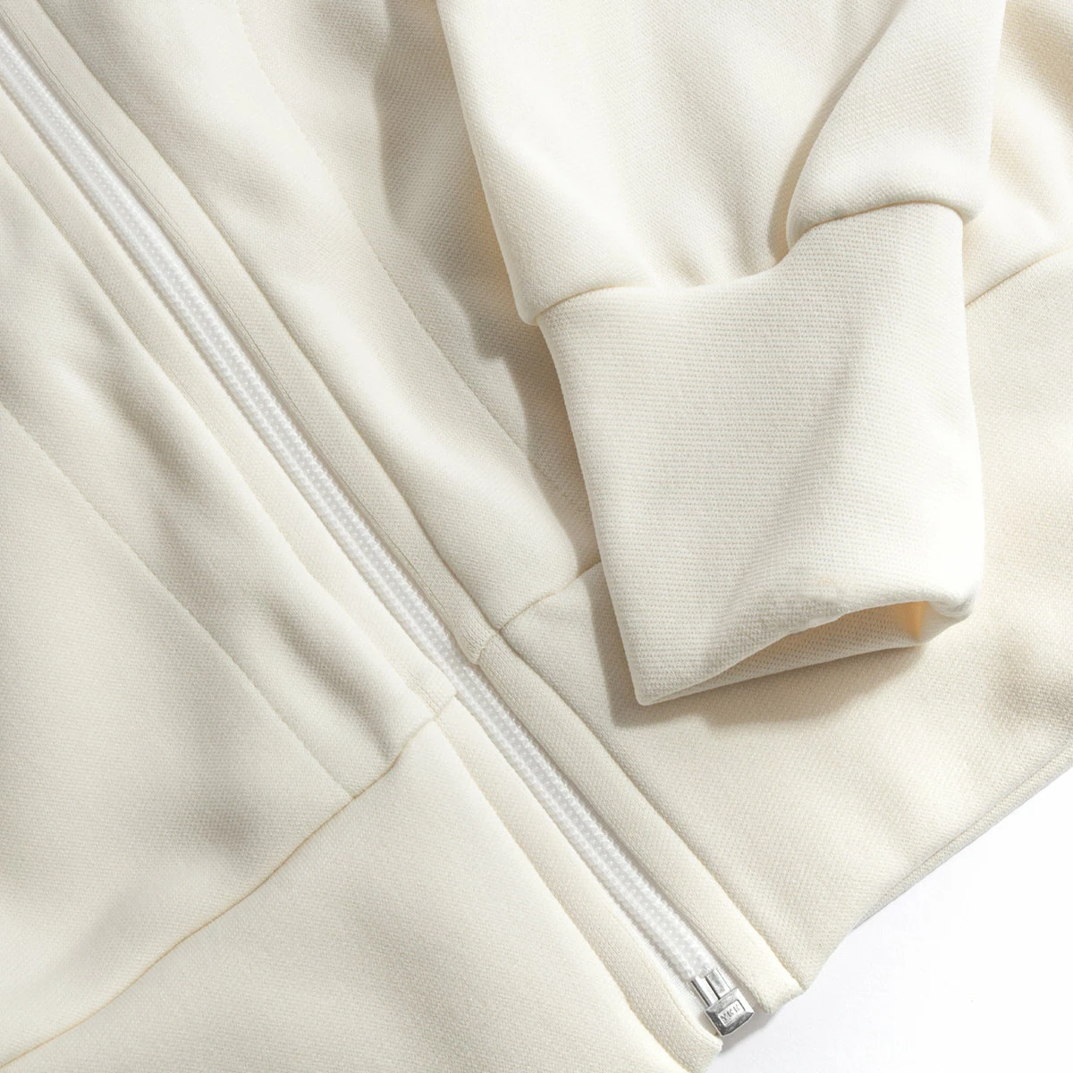 Comme Des Garçons PLAY T253 Black Heart Hoodie Ivory In Ivory 4 Comme Des Garçons PLAY T253 Black Heart Hoodie Ivory In Ivory - Image 4