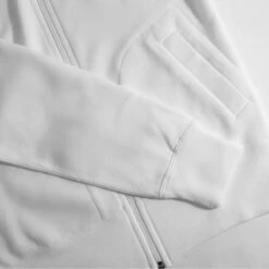 Comme Des Garçons PLAY T293 Double Eye Red Heart Hoodie White In White -Hervia Shop hervia.com comme des gar ons play t293 double eye red heart hoodie white 160399317222301.3