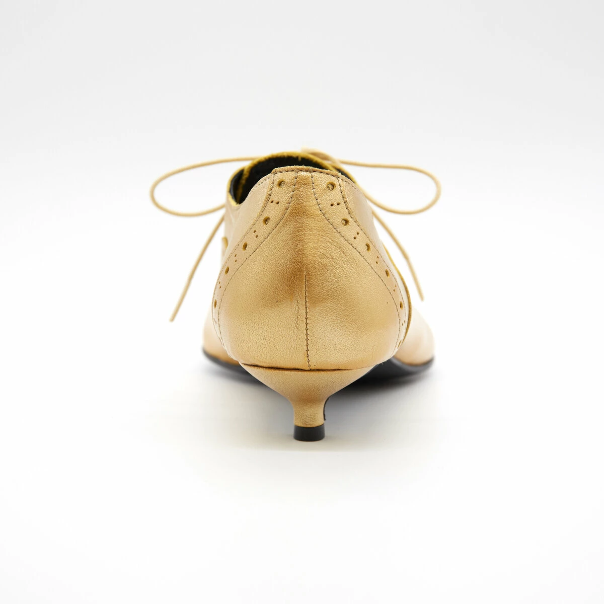 Comme Des Garcons Comme Des Garçons Pointed Lace-Up Brogues In Gold 5 Comme Des Garcons Comme Des Garçons Pointed Lace-Up Brogues In Gold - Image 5