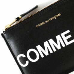 Comme Des Garçons Wallet SA8100HL Huge Logo Wallet Black In Black -Hervia Shop hervia.com comme des gar ons wallet sa8100hl huge logo wallet black 1559923527CDG 7.3