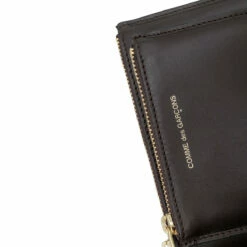 Comme Des Garçons Wallet SA8100OP Wallet With Outside Pocket In Brown -Hervia Shop hervia.com comme des gar ons wallet sa8100op wallet with outside pocket 1669368664walll