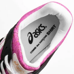 Comme Des Garçons SHIRT CDG Shirt X ASICS TARTHER Sneakers Orchid In Pink -Hervia Shop hervia.com fg k100 ss21 mens sneakers 2 orchid black 161555853024279 0000 Layer 174