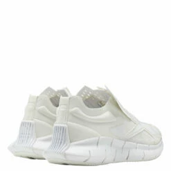 Maison Margiela X Reebok Zig 3D Storm Memory Of In White 7 Maison Margiela X Reebok Zig 3D Storm Memory Of In White -Hervia Shop hervia.com gw5008 project 0 zs mo col. ftwwht purgry black 1652796803GW5008 6