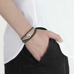 Shaun Leane Silver Hook Leather Bracelet In Silver