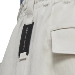 Y-3 Utility Cargo Shorts In Orbit Grey -Hervia Shop hervia.com hz8859 utly crgo shor orbitgrey 1673265800HZ8859 D1 Model eCom