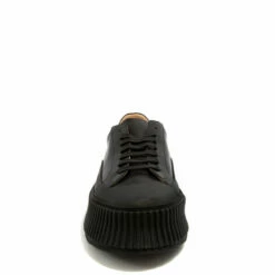 Jil Sander Leather Low Sneakers In Black -Hervia Shop hervia.com ji32535a 14020 sneaker 001 black 1634659568image 677.7