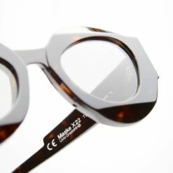 Kuboraum Mask X22 Tortoise Abstract Round Sunglasses In Brown
