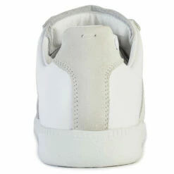 Maison Margiela Replica Low Top Sneakers In Off White -Hervia Shop hervia.com maison margiela replica low top sneakers white grey 163248695226236 5