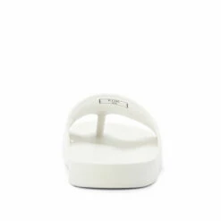 Maison Margiela Logo Embossed Tabi Sliders White In White -Hervia Shop hervia.com maison margiela s57wx0075 p4027 t1007 slipper logo embossed tabi sliders white 161286674522786.4