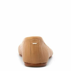 Maison Margiela Tabi Leather Ballet Shoes In Nude Tone -Hervia Shop hervia.com maison margiela tabi leather ballet shoes nude 161287643222788.2