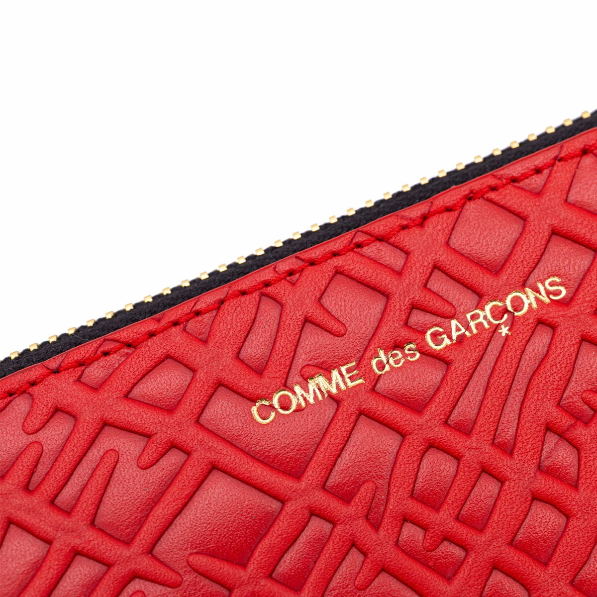 Comme Des Garçons Wallet SA5100ER Embossed Classic Leather Pouch In Red 3 Comme Des Garçons Wallet SA5100ER Embossed Classic Leather Pouch In Red - Image 3