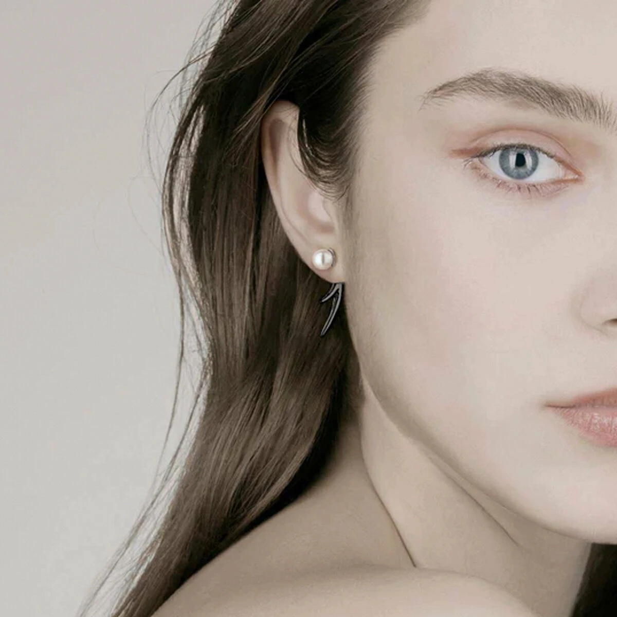 Shaun Leane Cherry Blossom Hooked Pearl Earrings In Black Rhodium 2 Shaun Leane Cherry Blossom Hooked Pearl Earrings In Black Rhodium - Image 2