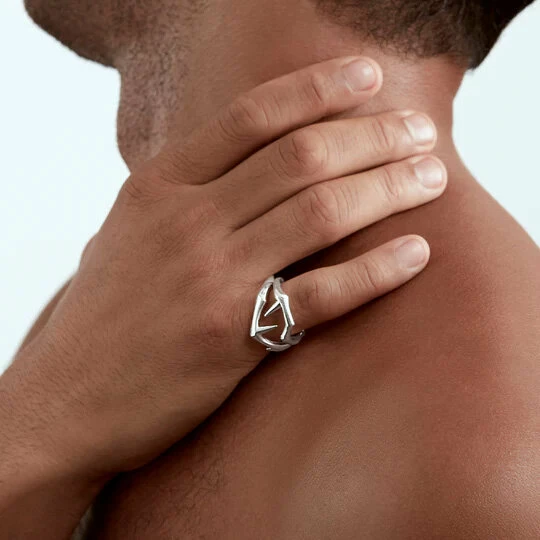 Shaun Leane Blackthorn Ring In Silver 2 Shaun Leane Blackthorn Ring In Silver - Image 2