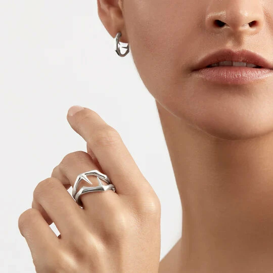 Shaun Leane Blackthorn Ring In Silver 1 Shaun Leane Blackthorn Ring In Silver