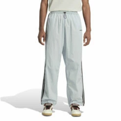 Adidas X Wales Bonner Track Suit Tracksuit Bottoms In White 8 Adidas X Wales Bonner Track Suit Tracksuit Bottoms In White -Hervia Shop hervia.com wb nylon tp col. blutin 1699286259IT9784 4 APPAREL On Model Standard View white