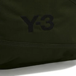 Y-3 Y-3 Classic Tote Bag In Khaki -Hervia Shop hervia.com y 3 ij9879 y 3 cl tote col. ngtcar 1692894737IJ9879 6 HARDWARE Photography Detail View 2 white