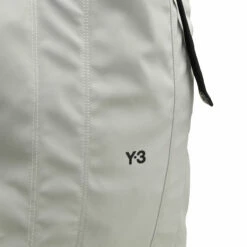 Y-3 Utility Tote In Talc -Hervia Shop hervia.com y 3 ij9892 y 3 ut tote col. talc 1690550197IJ9892 6 HARDWARE Photography Detail View 2 white