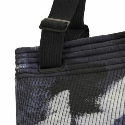 Y-3 Classic Print Logo Tote Bag In Multi -Hervia Shop hervia.com y 3 ij9906 y 3 aop tote col. nobprp tecprp 1690551609IJ9906 7 HARDWARE Photography Detail View 3 white