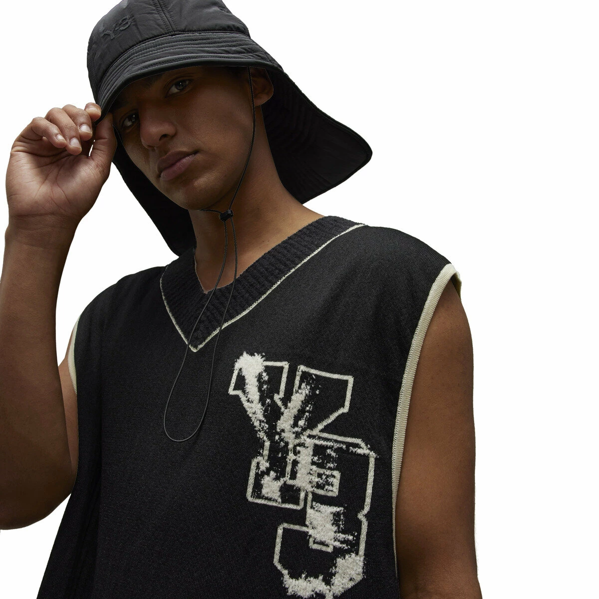 Y-3 Logo Knit Vest In Black 3 Y-3 Logo Knit Vest In Black - Image 3