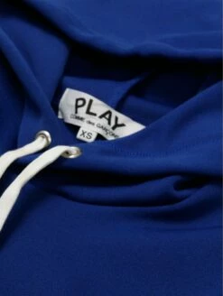 Comme Des Garçons PLAY T174 Red Heart Hoodie Blue In Blue -Hervia Shop httpswww.hervia.comimagesproductszoom1444910063 05311400
